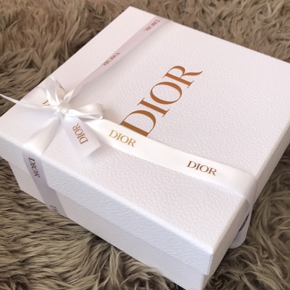 Dior Gift Box - Picture 7 of 7